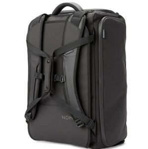 NOMATIC 40L Travel Bag - Used once